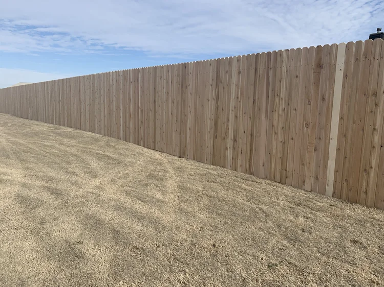 Fence replacement contractor work