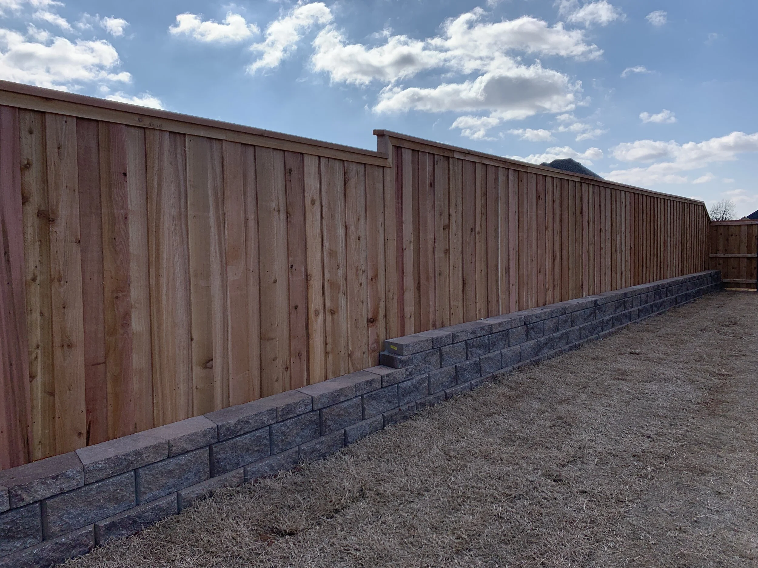 Residential fence company install